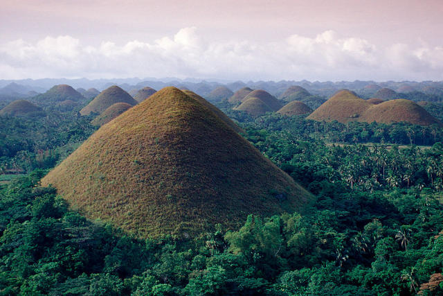 Nature's Quirky Masterpiece: Bohol's Enigmatic Chocolate Hills